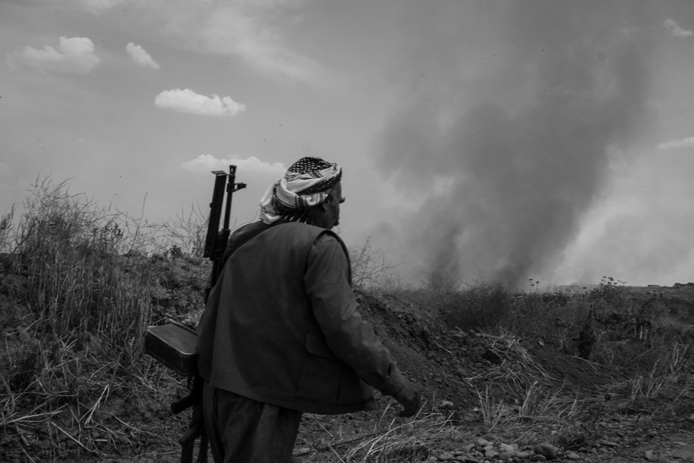 Peshmerga soldiers on the Gwer front line, southwestern Erbil, May 3, 2016. (Photo: Kurdistan24/Alexandre Afonso)